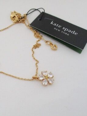 KATE SPADE - Flower Pendant Necklace